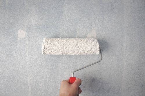 Kako se radi gletovanje zidova pre krečenja stana